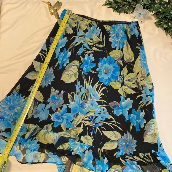 Windridge Cheryl Nash French Floral Sheer Bottom Ruffles Shirt - Picture 3 of 11